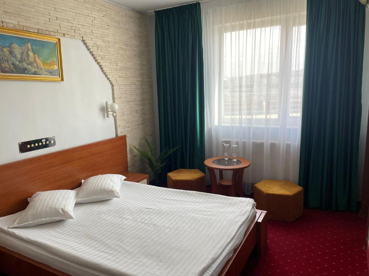 Hotel Sungarden Salin 图尔达 外观 照片